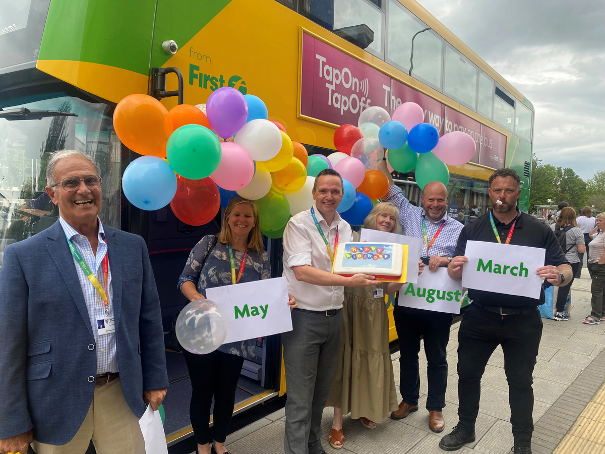 Many happy Returns – And Singles! First Passengers Encouraged To Sign Up For Free Bus Travel